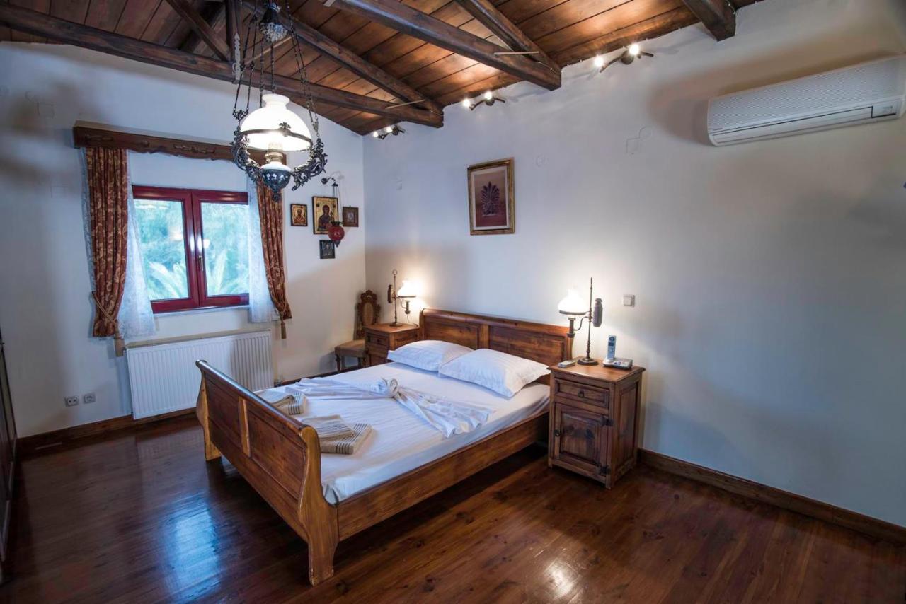 Galaxidi Mansion Villa Bagian luar foto